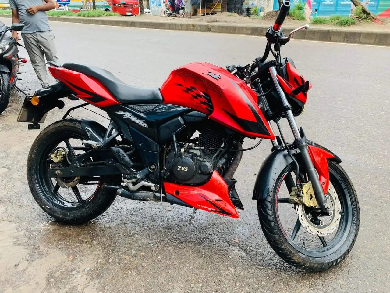  à¦…à§à¦¯à¦¾à¦ªà¦¾à¦šà¦¿ à¦†à¦°à¦Ÿà¦¿à¦†à¦° à§§à§¬à§¦ à§ªà¦­à¦¿ (à¦¡à¦¿à¦¡à¦¿) à¦¬à¦¾à¦‡à¦• à¦¦à¦¾à¦® à§¨à§¦à§¨à§©, à¦«à¦¿à¦šà¦¾à¦° à¦°à¦¿à¦­à¦¿à¦‰
