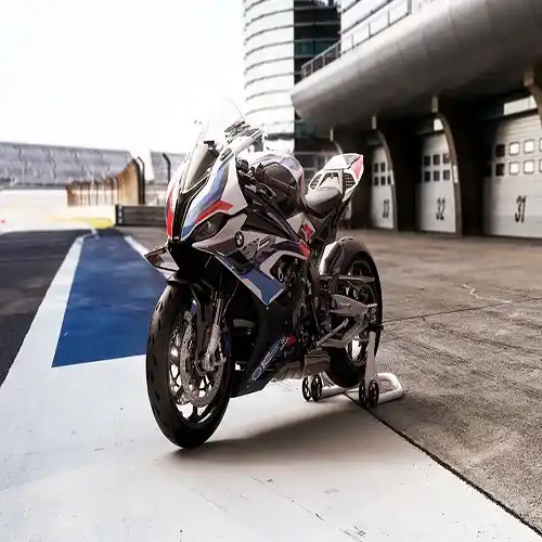 BMW M 1000 RR 