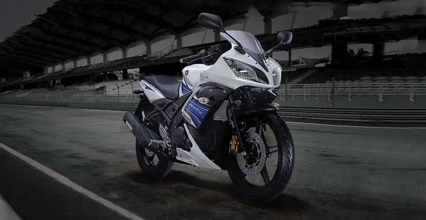 Yamaha R15S